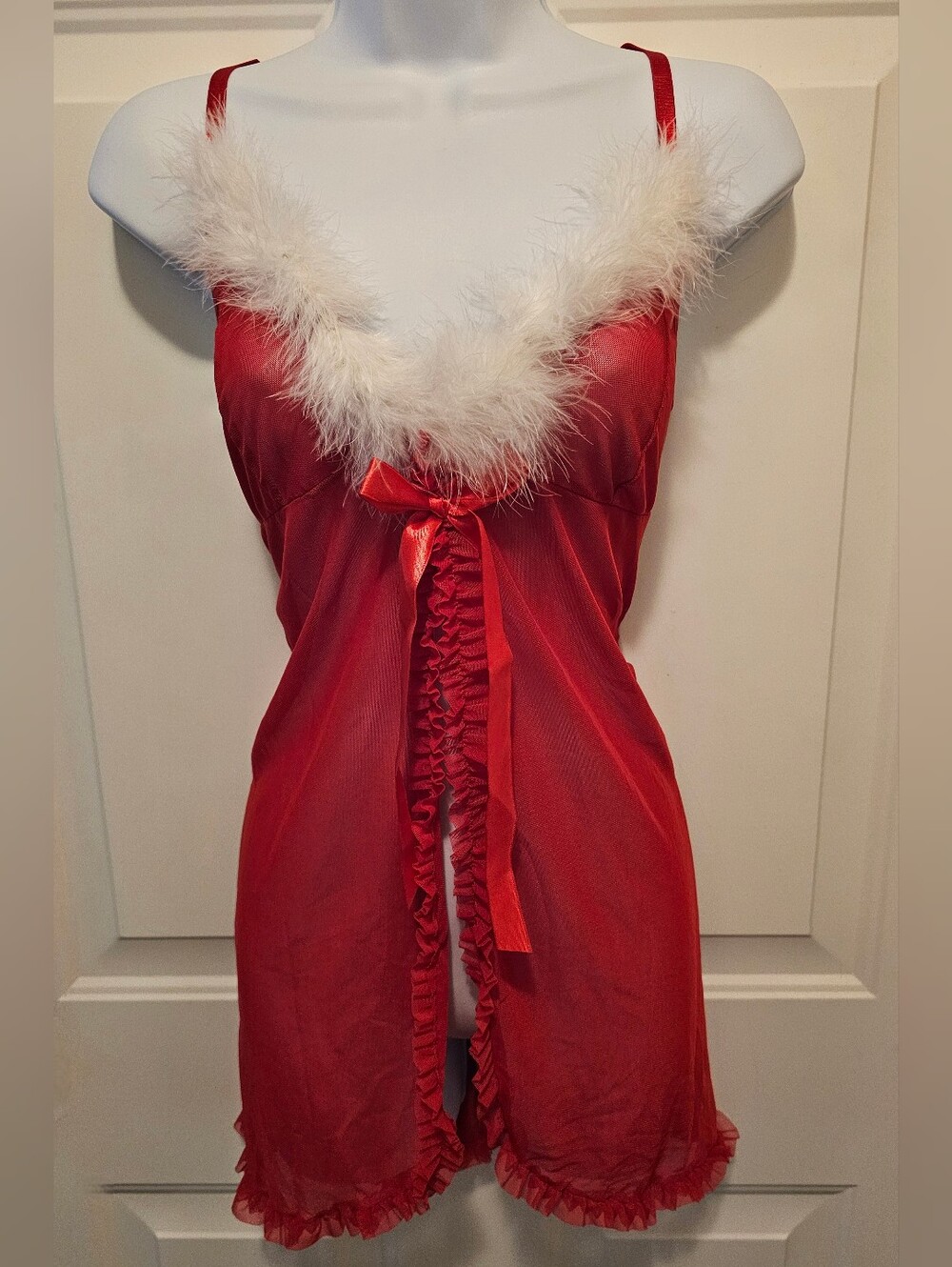 AvidLove Red Mesh & White Feather Trim Christmas Babydoll Chemise Medium NWOT